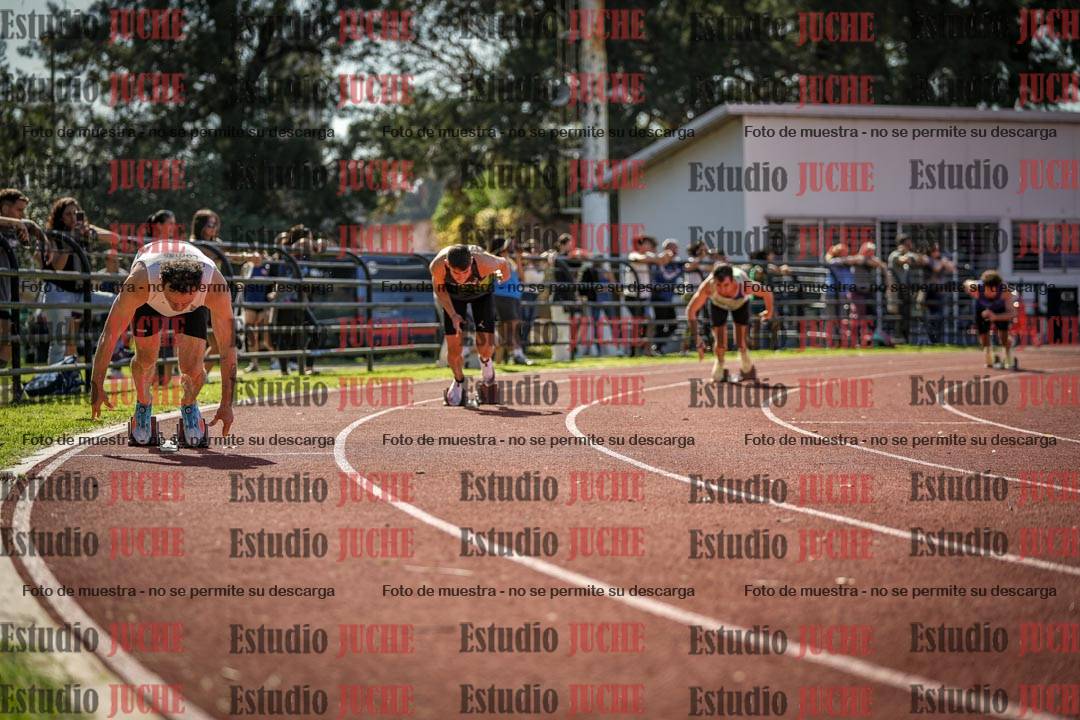 Fotos de los 400 m llanos de varones