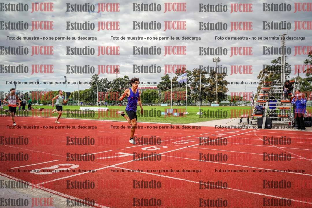 Fotos de los 400 m llanos de varones