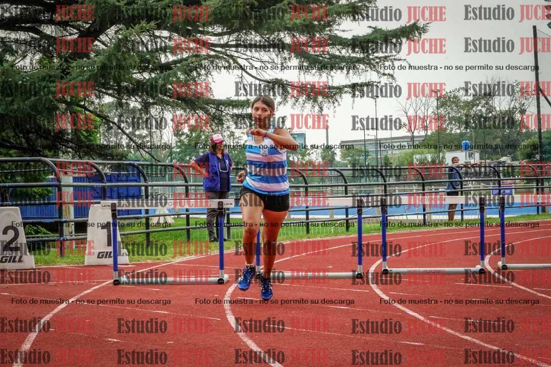 Fotos de los 295 m con vallas de mujeres