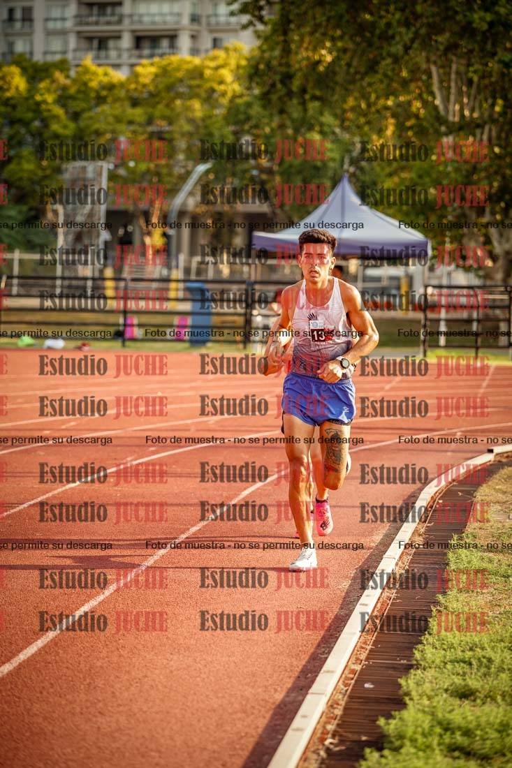 Fotos de los 5000 m llanos de mujeres y varones