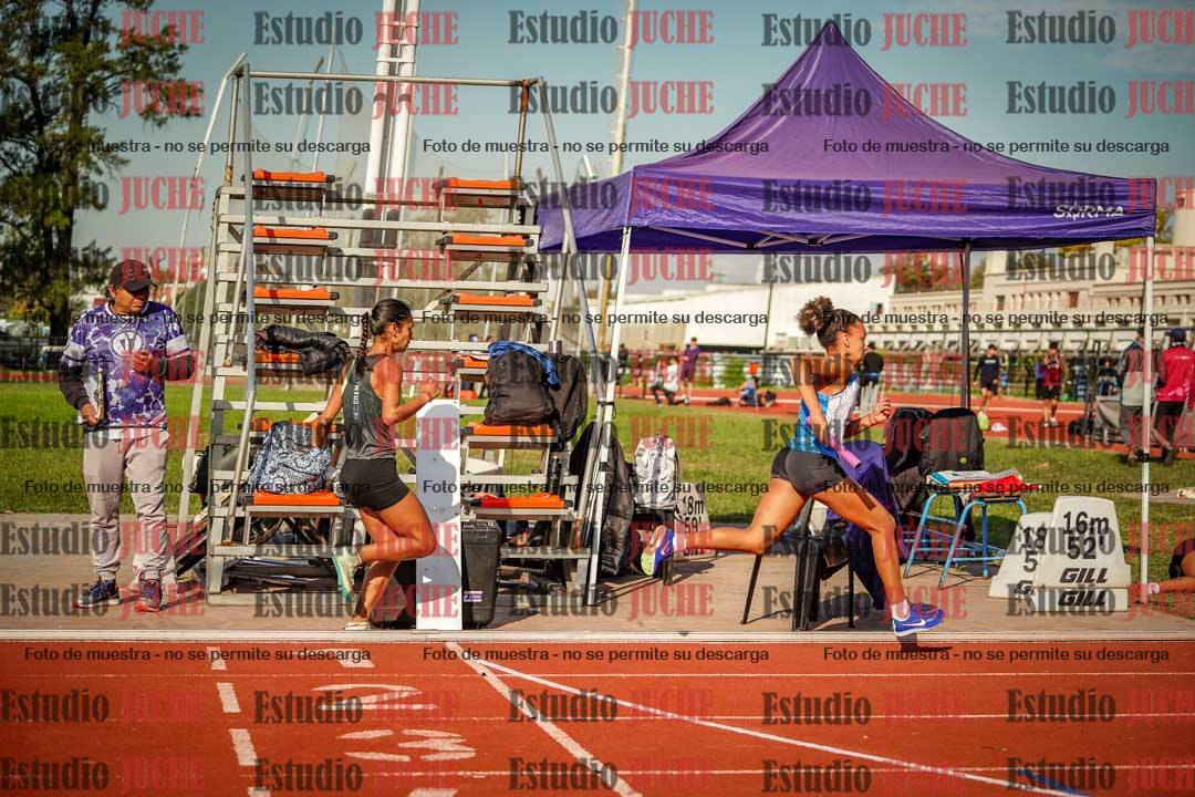 Fotos de las postas 4x400 m llanos de mujeres