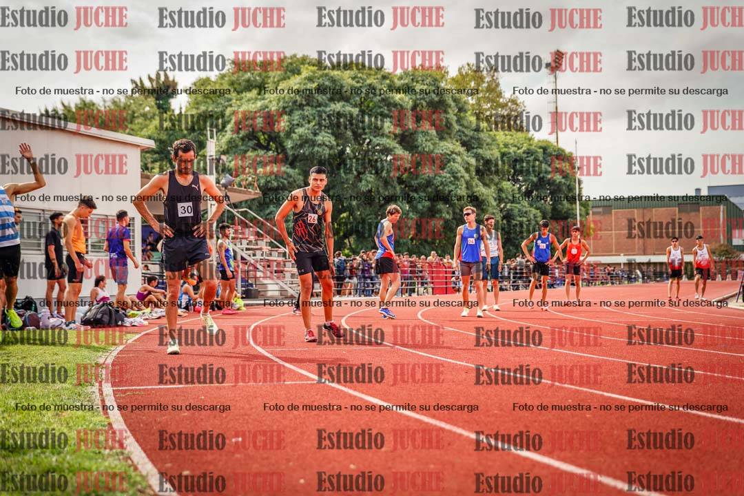Fotos de los 800 m de varones