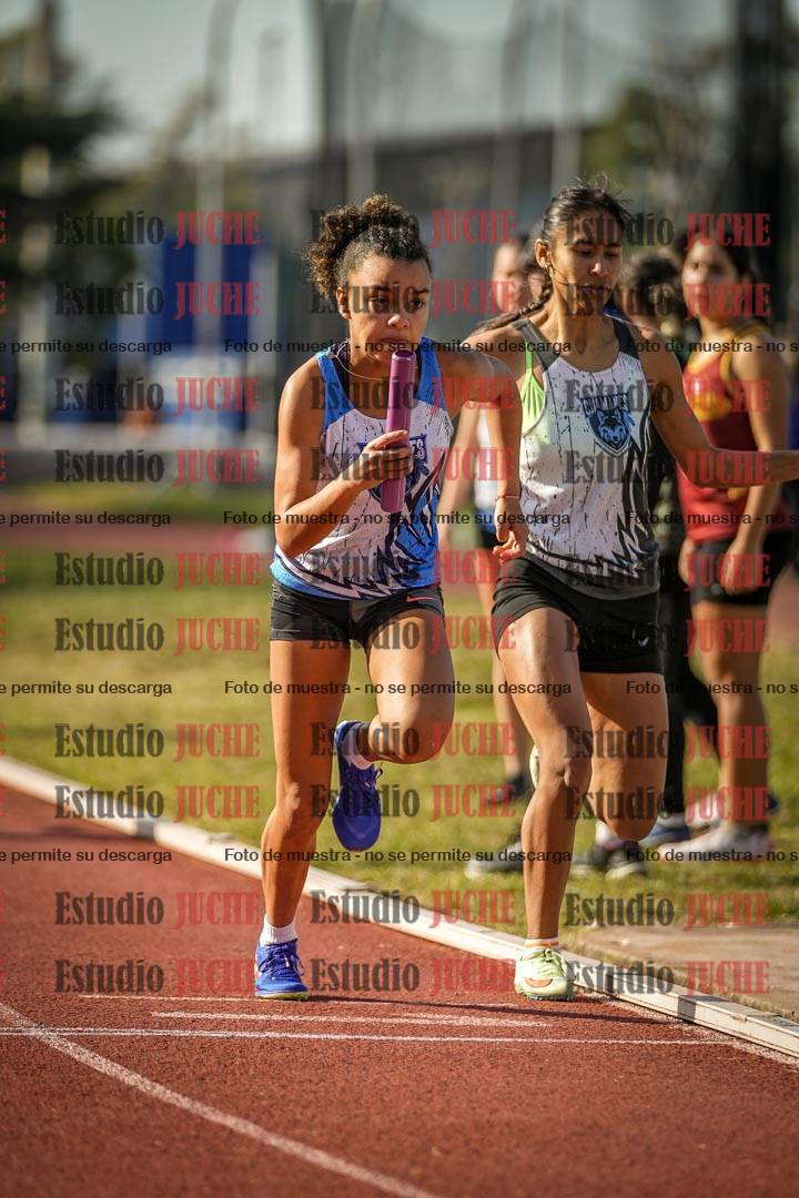 Fotos de las postas 4x400 m llanos de mujeres