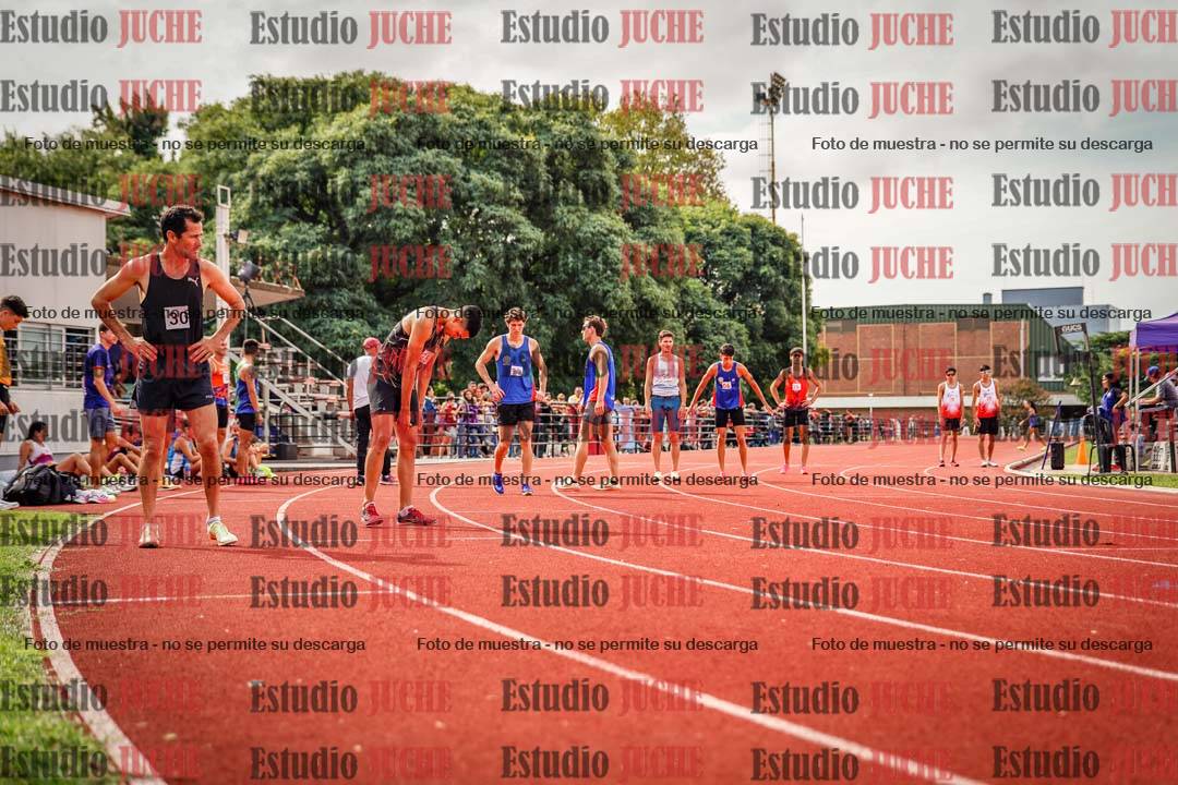 Fotos de los 800 m de varones