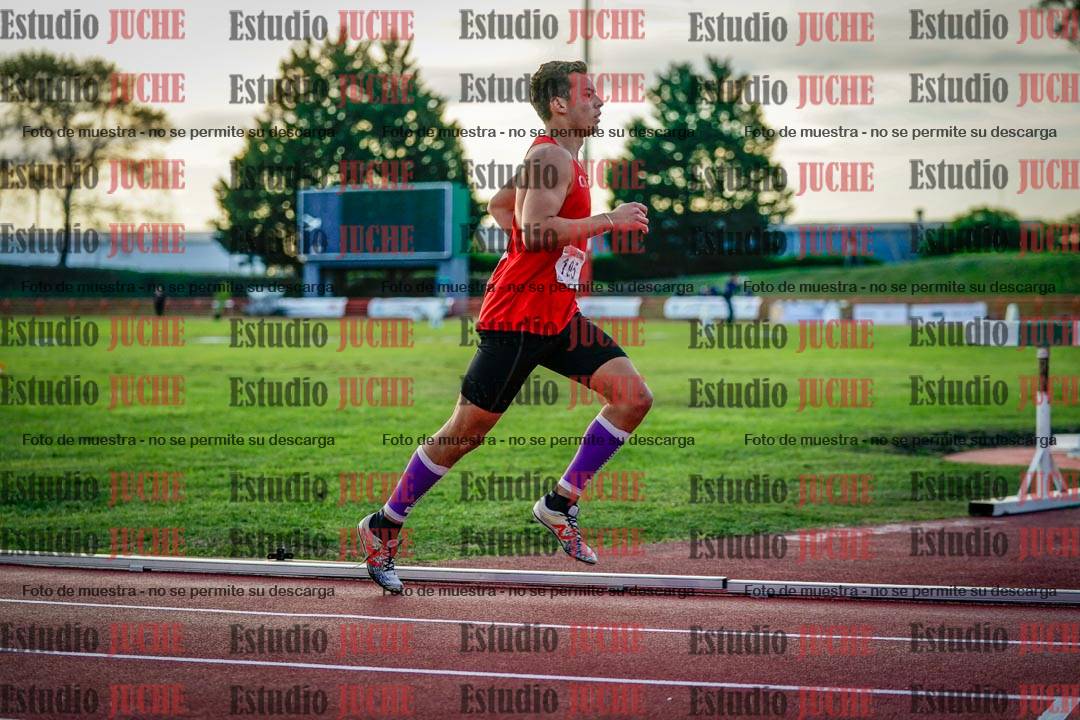Fotos de los 1500 m llanos de varones - deca 10