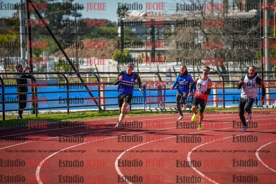 Fotos de los 200 m llanos de varones