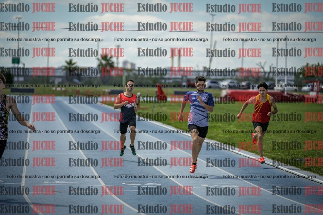 Fotos de los 400 m llanos de varones