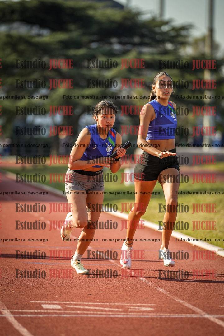 Fotos de las postas 4x400 m llanos de mujeres