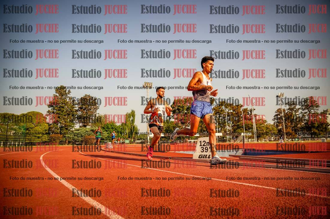 Fotos de los 5000 m llanos de mujeres y varones