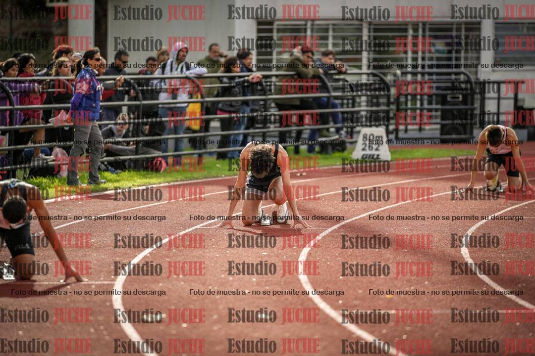 Fotos de los 400 m llanos de varones