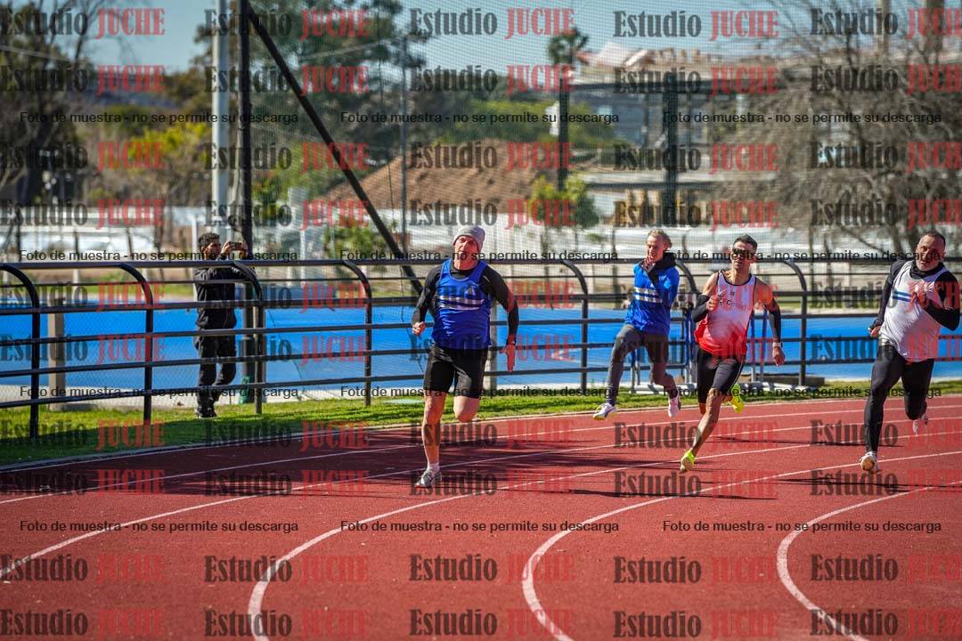 Fotos de los 200 m llanos de varones