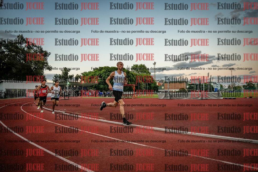 Fotos de los 1500 m llanos de varones