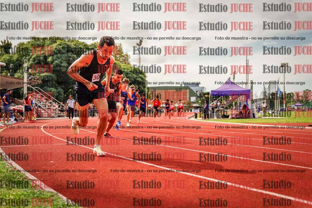 Fotos de los 800 m de varones