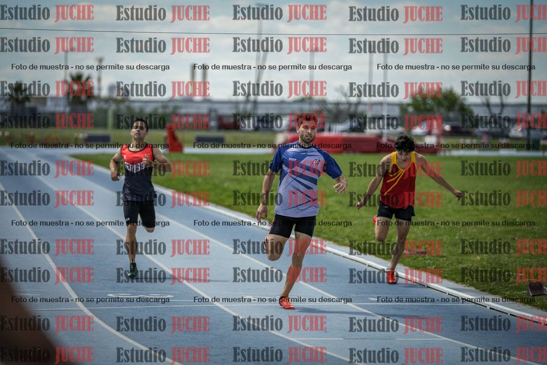 Fotos de los 400 m llanos de varones