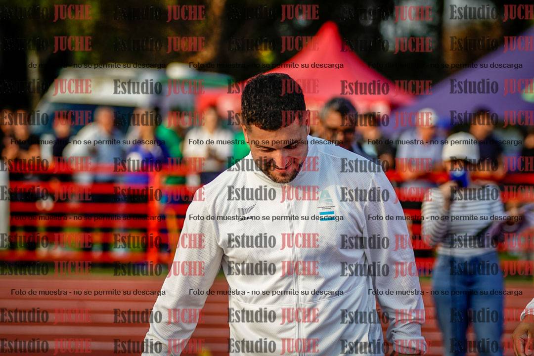 Fotos de algunos extras y podios del día 1