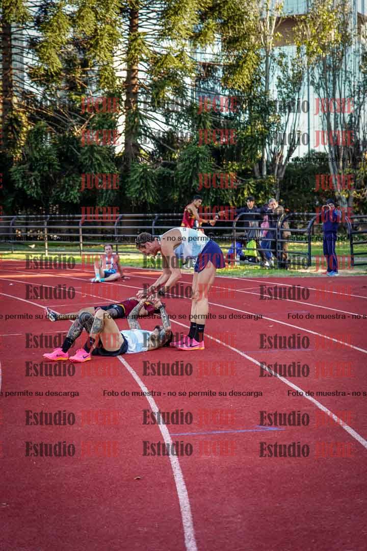 Fotos de los 3000 m llanos de varones