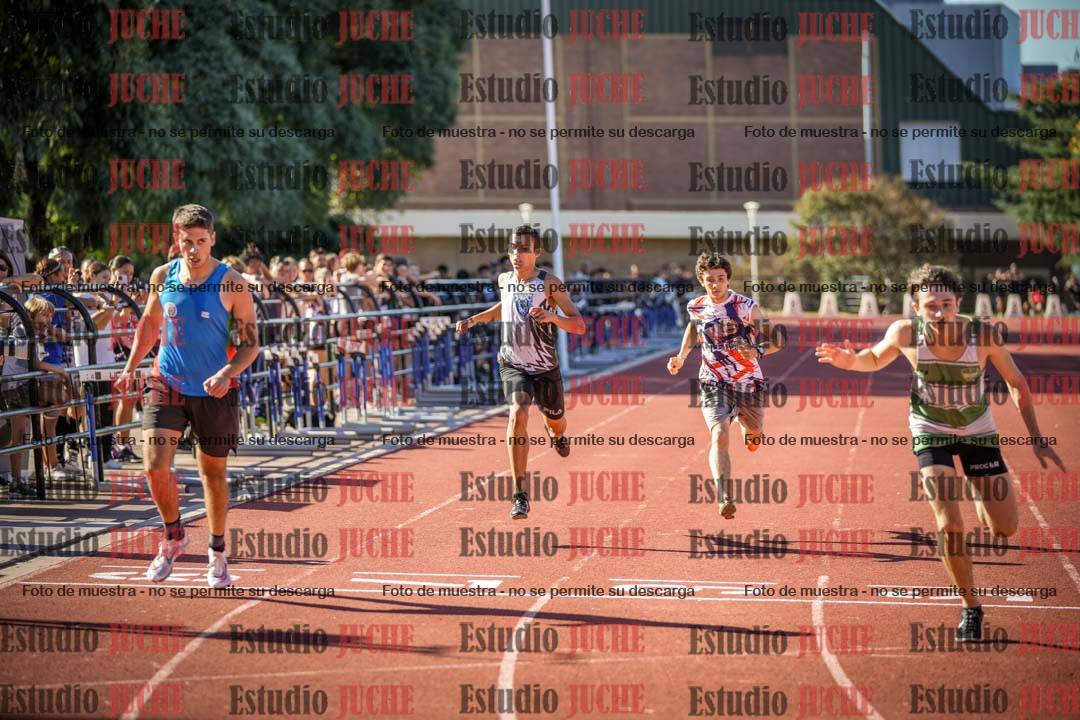 Fotos de los 400 m llanos de varones