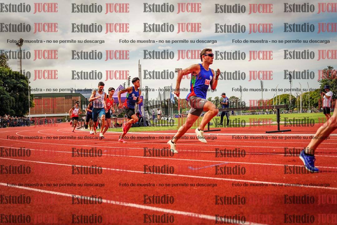 Fotos de los 800 m de varones