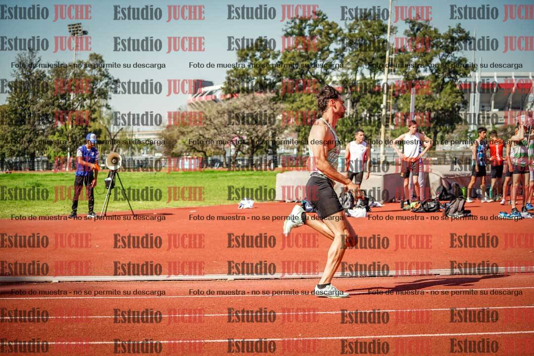 Fotos de los 400 m llanos de varones