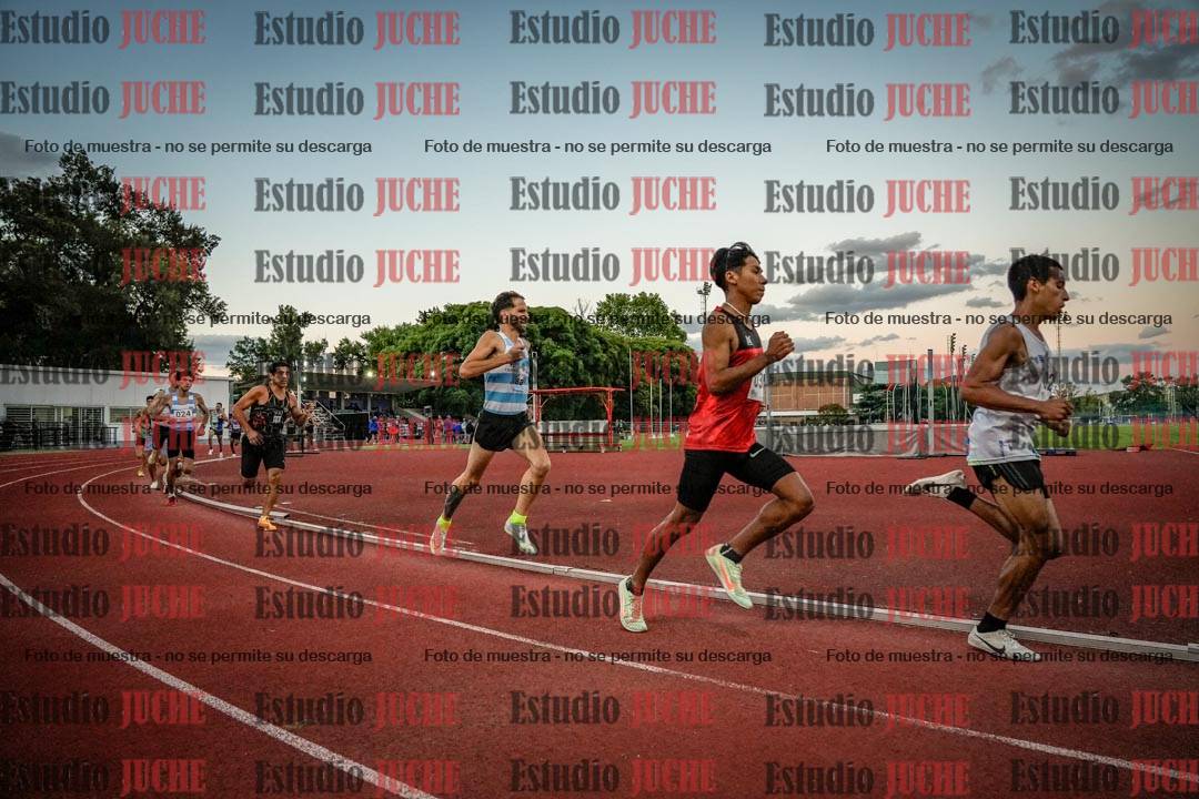 Fotos de los 1500 m llanos de varones