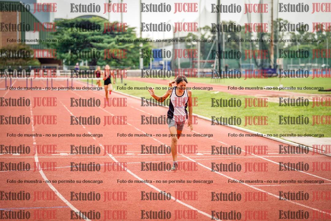 Fotos de los 295 m con vallas de mujeres