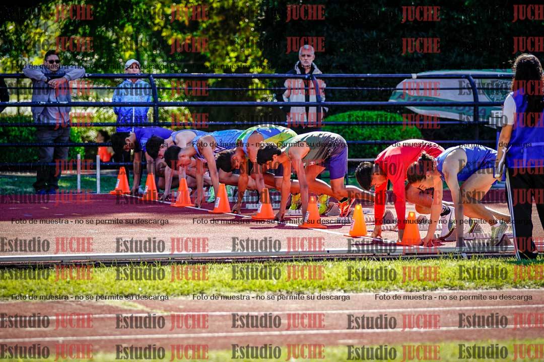 Fotos de los 80 m de varones
