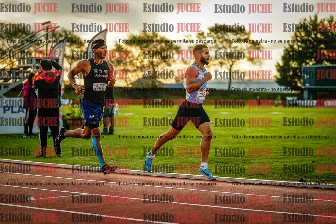 Fotos de los 1500 m llanos de varones - deca 10