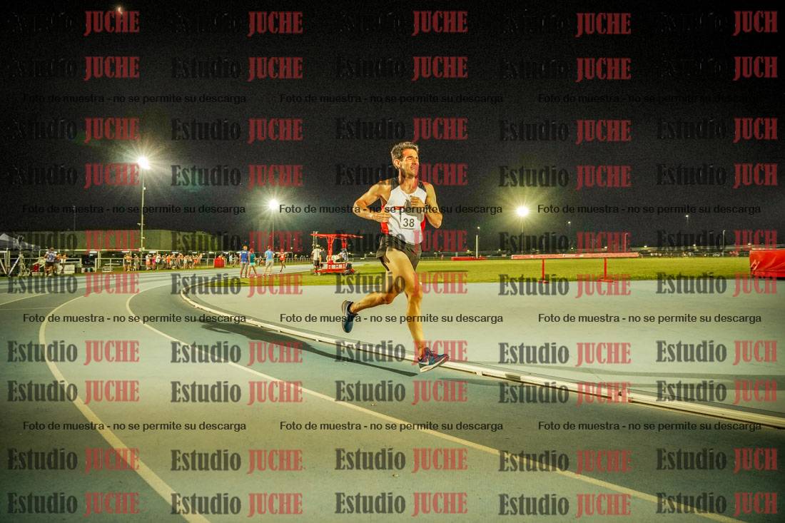 Fotos de los 3000 m llanos de varones