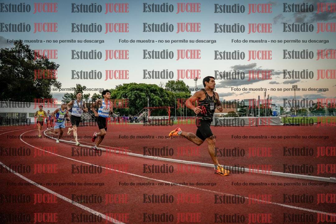 Fotos de los 1500 m llanos de varones