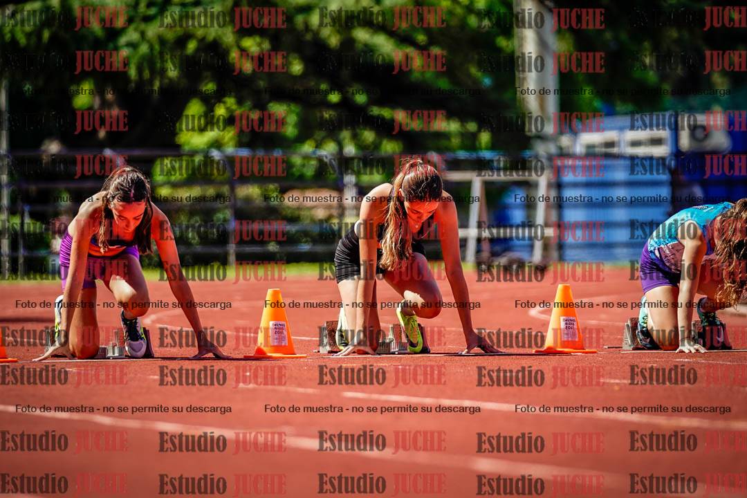 Fotos de los 80 m de mujeres