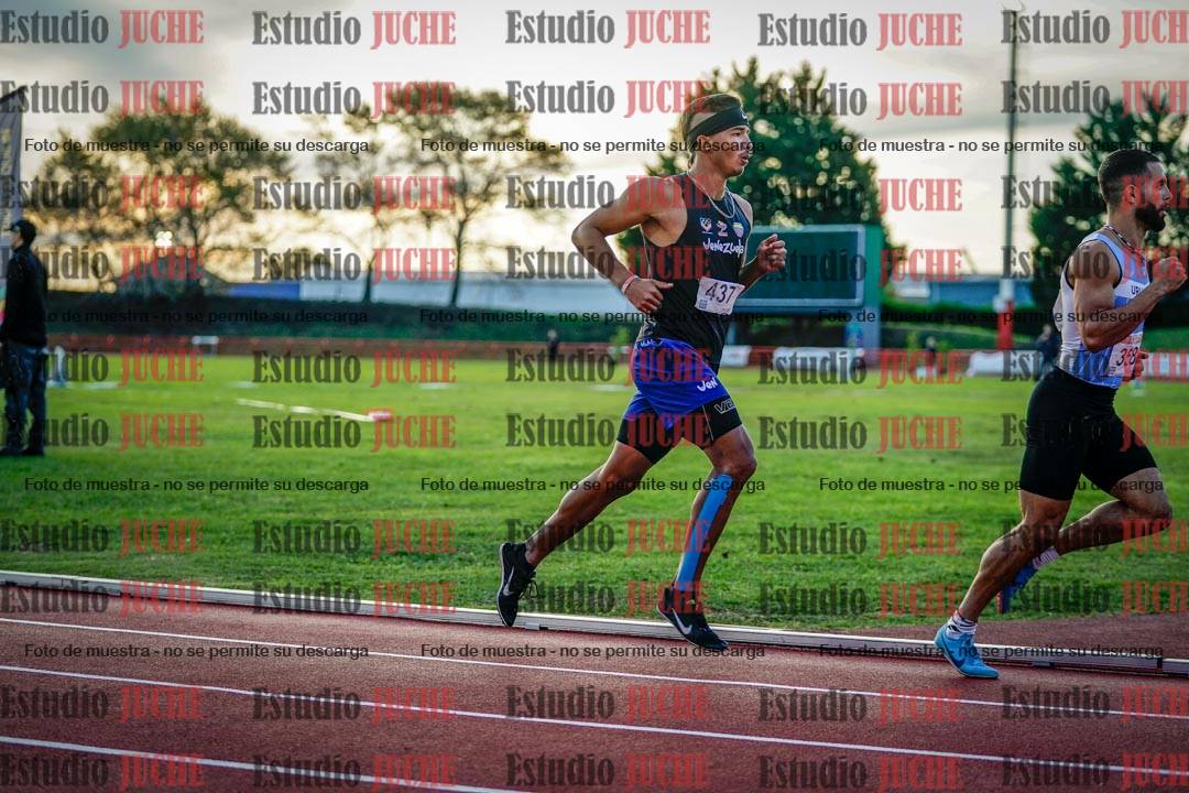 Fotos de los 1500 m llanos de varones - deca 10