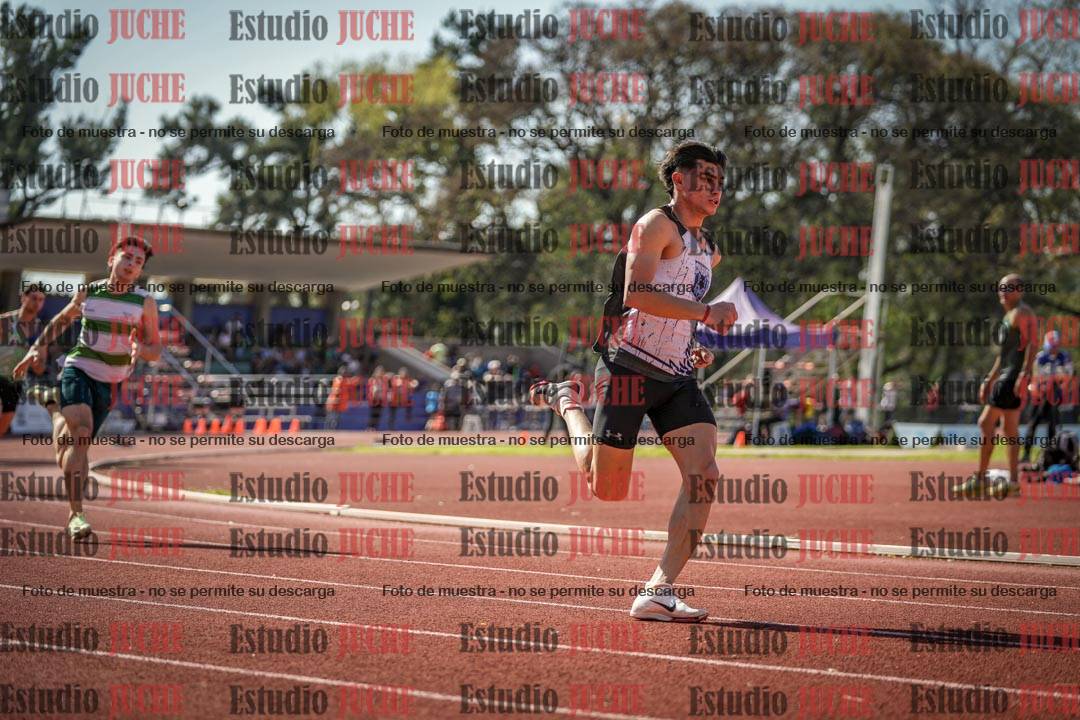 Fotos de los 400 m llanos de varones