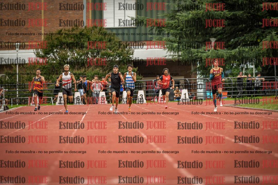 Fotos de los 400 m llanos de varones