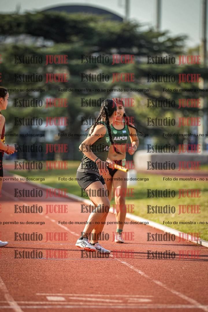 Fotos de las postas 4x400 m llanos de mujeres