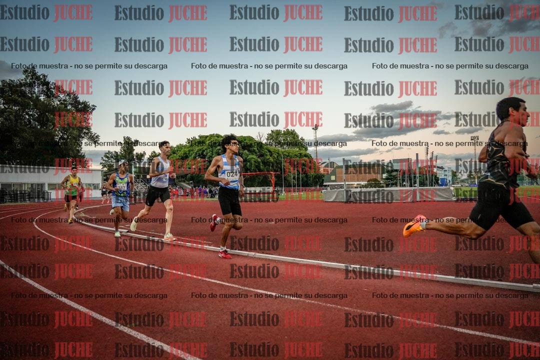 Fotos de los 1500 m llanos de varones