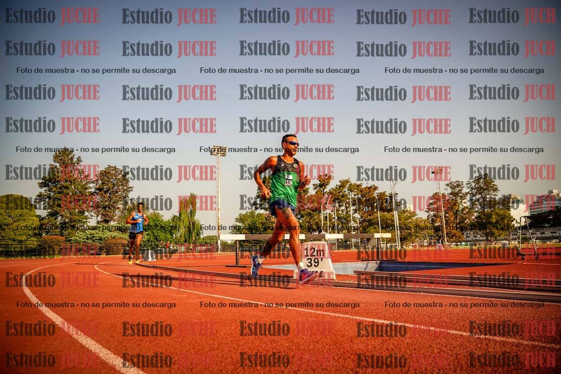 Fotos de los 5000 m llanos de mujeres y varones