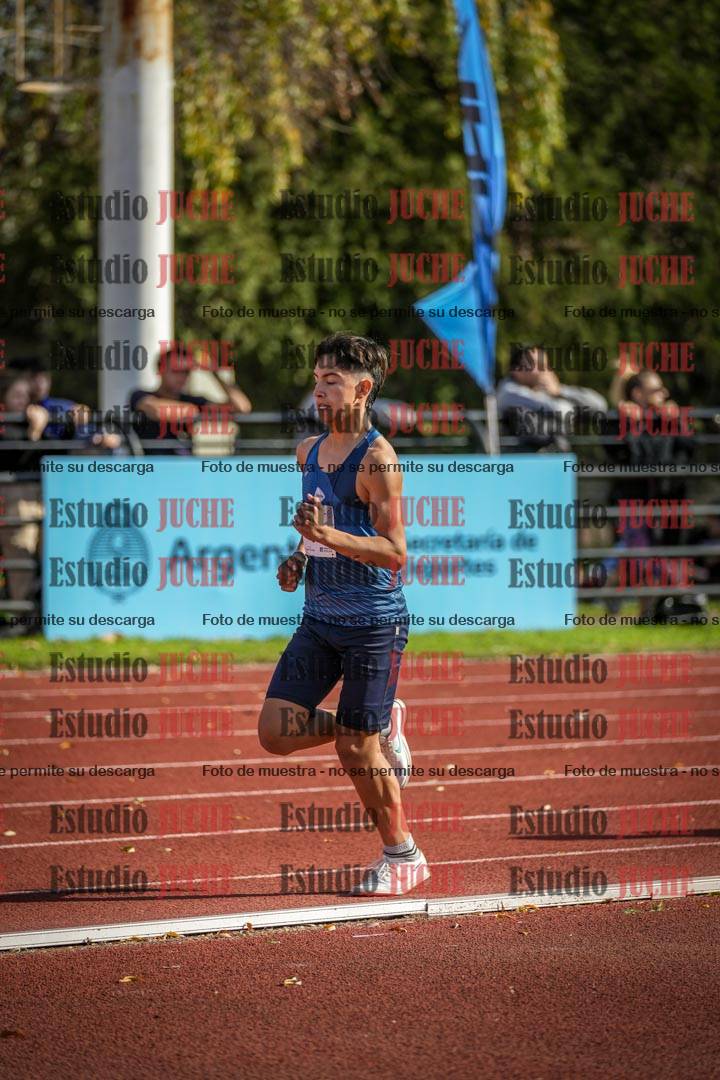 Fotos de los 1500 m de varones - decatlón 10