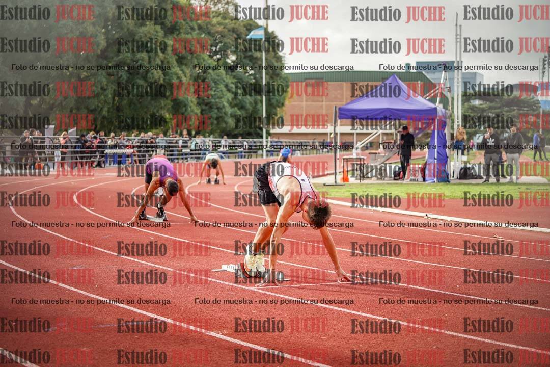 Fotos de los 400 m llanos de varones
