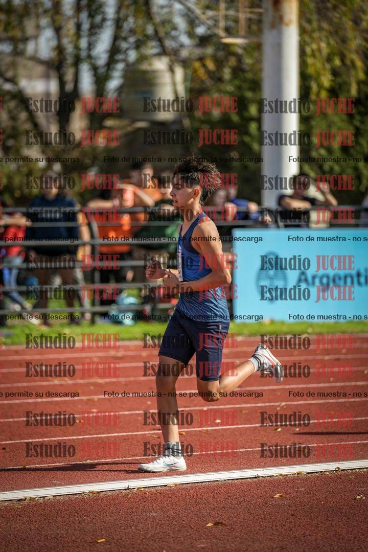 Fotos de los 1500 m de varones - decatlón 10