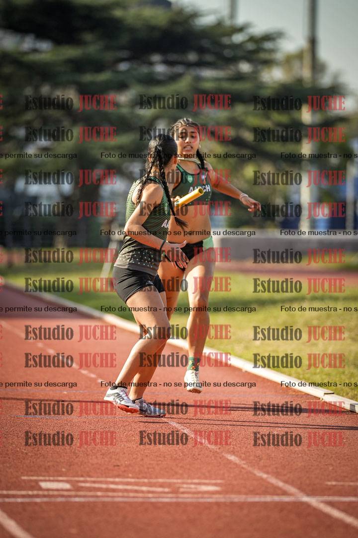 Fotos de las postas 4x400 m llanos de mujeres