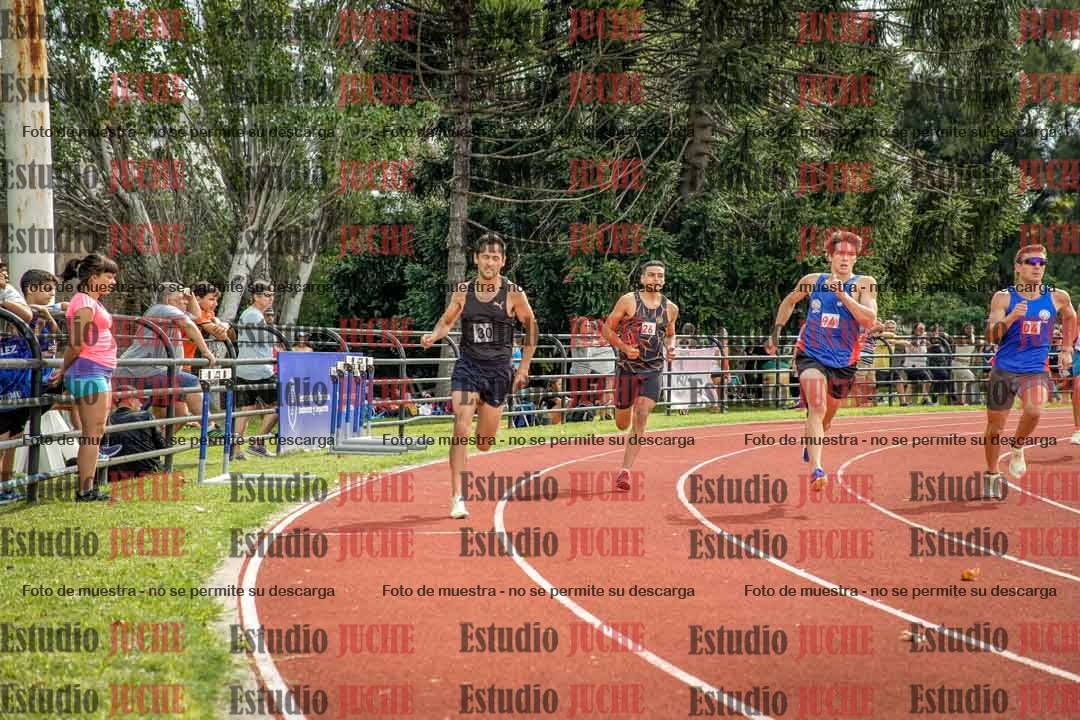 Fotos de los 800 m de varones