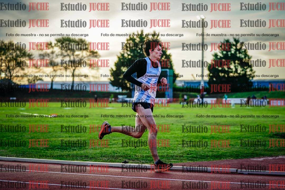 Fotos de los 1500 m llanos de varones - deca 10
