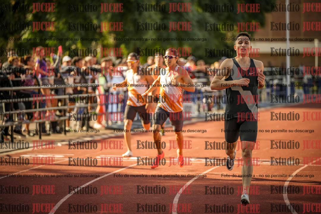 Fotos de los 400 m llanos de varones