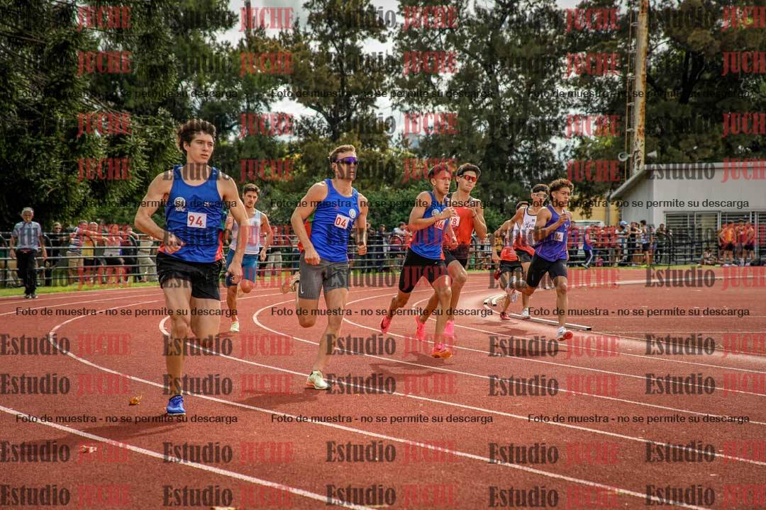 Fotos de los 800 m de varones