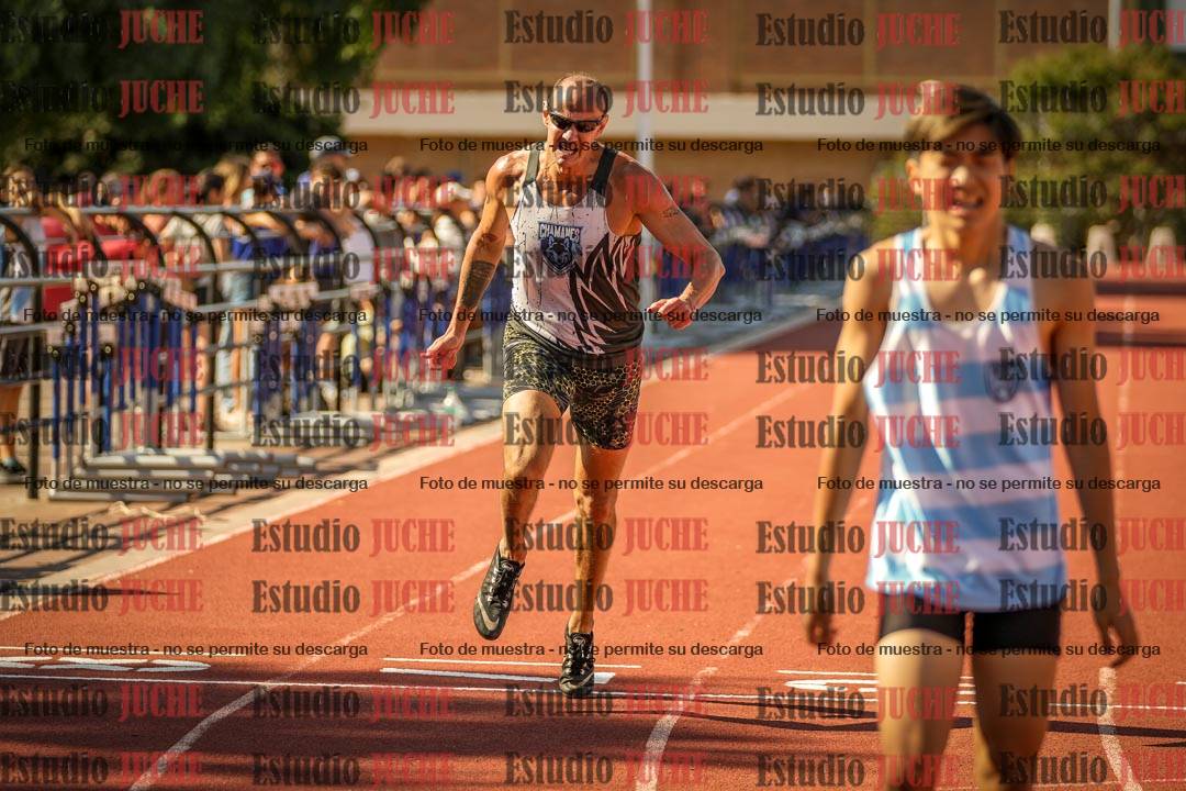 Fotos de los 400 m llanos de varones