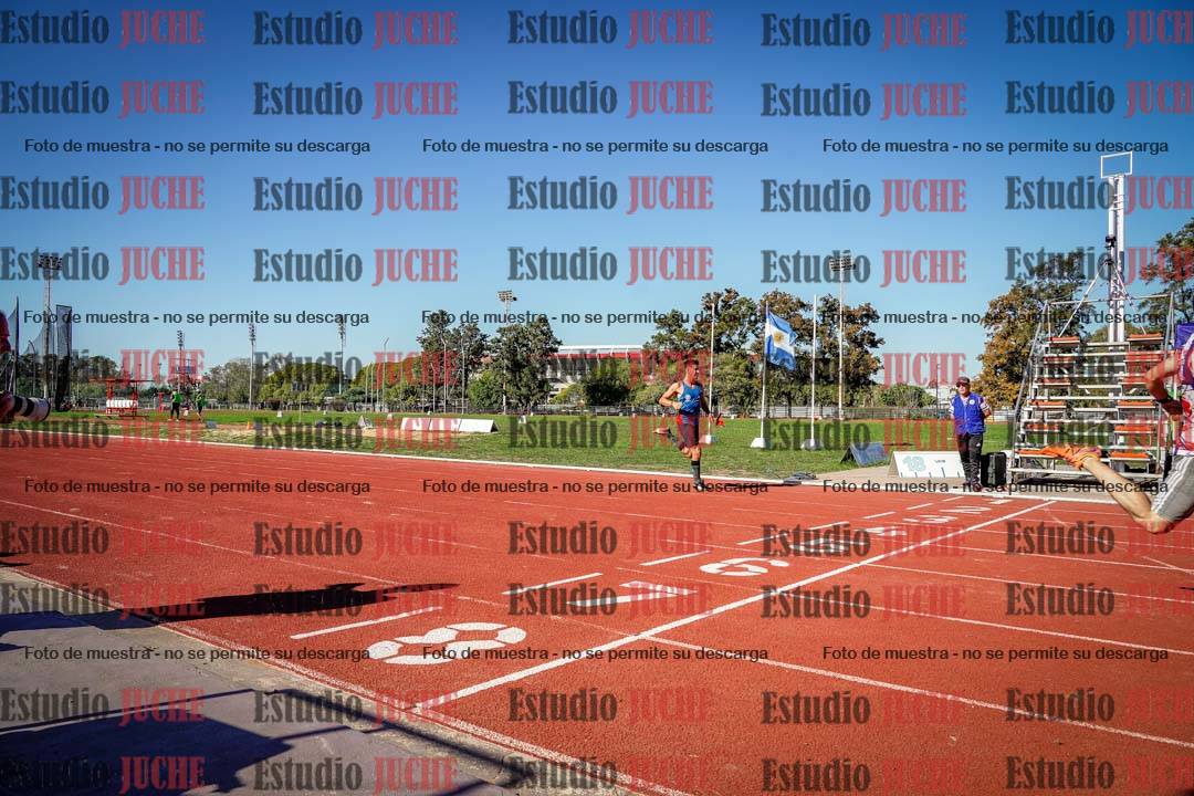 Fotos de los 400 m llanos de varones