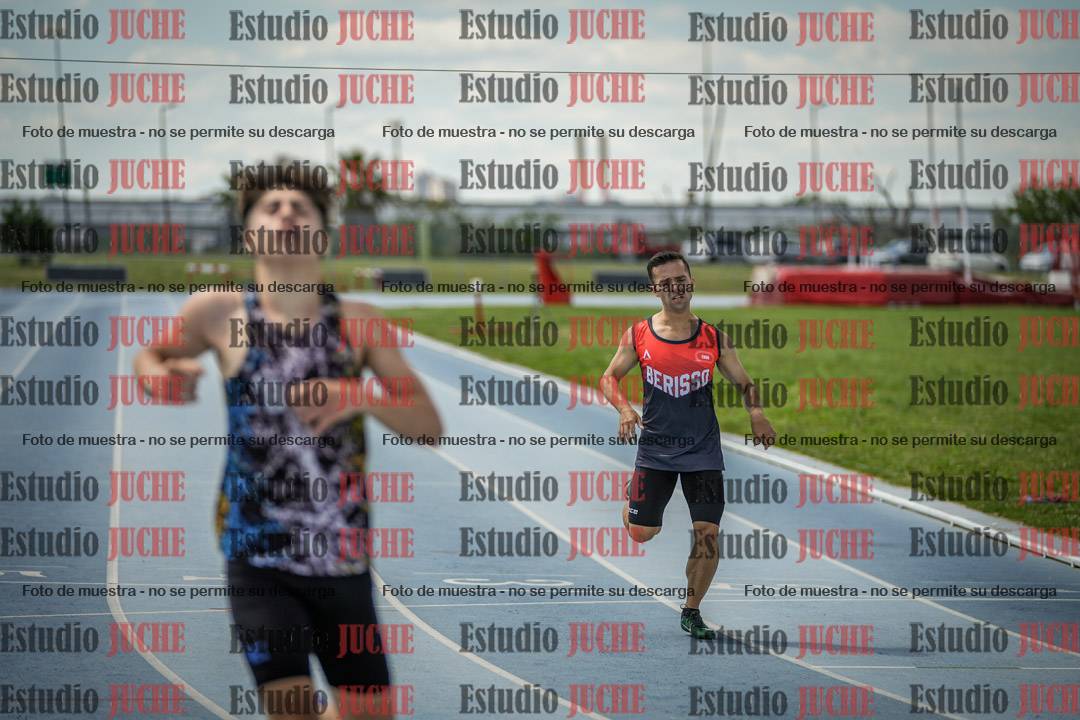 Fotos de los 400 m llanos de varones
