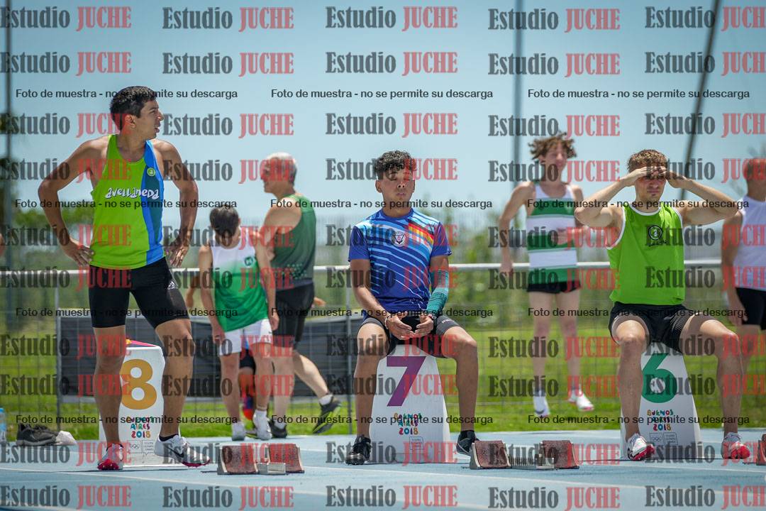 Fotos de los 100 m llanos de varones