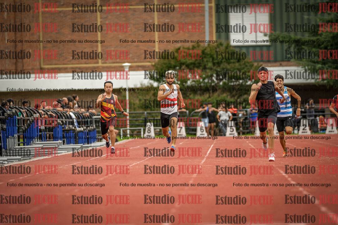 Fotos de los 400 m llanos de varones