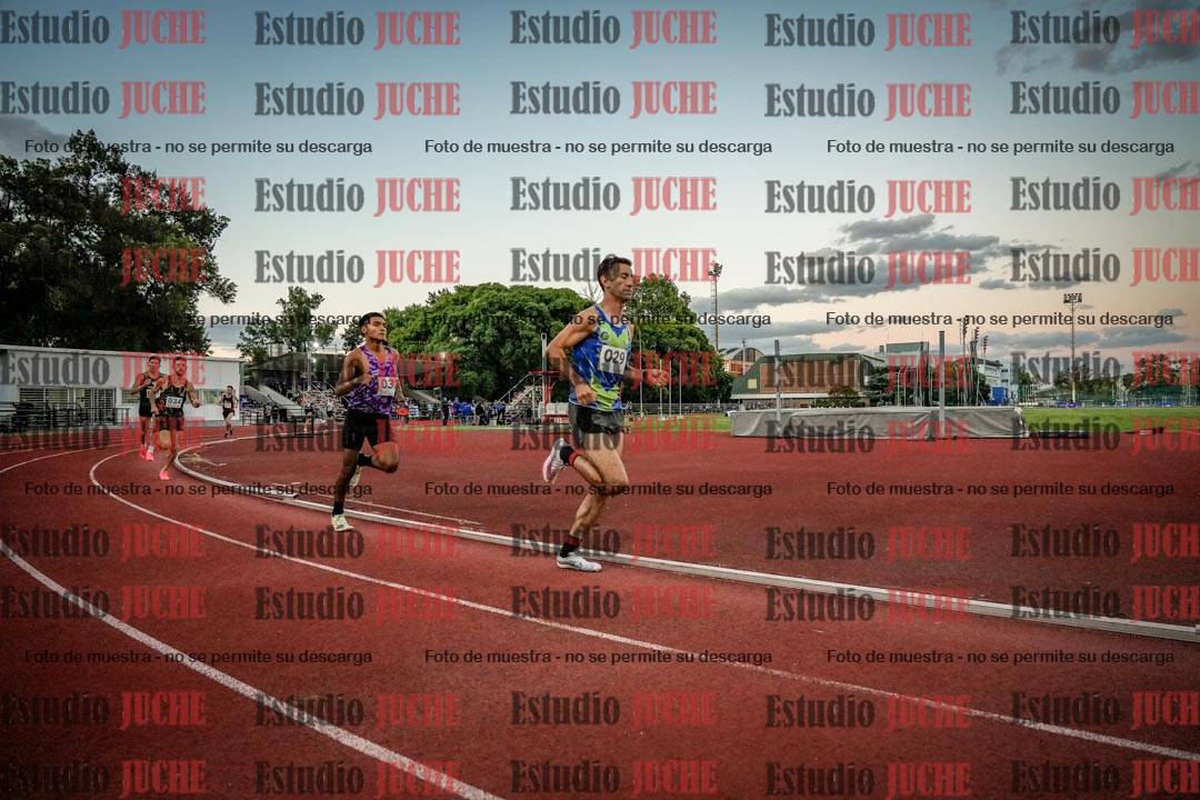 Fotos de los 1500 m llanos de varones
